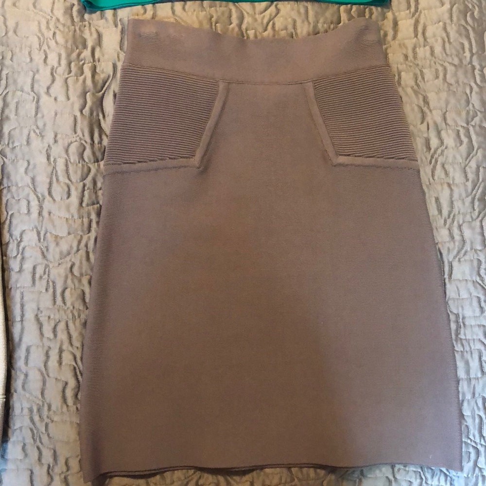 BEW BCBG SKIRT!